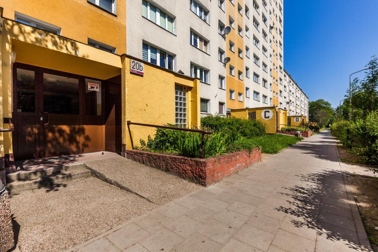 Pokoje Gdansk Zaspa - Pilotow 20B, 800M Skm-Zaspa, Odleglosc Do Morza 3Km Apartment Exterior photo